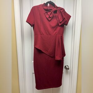 Burgundy Short Sleeve Dress with Bow Detail – Size L